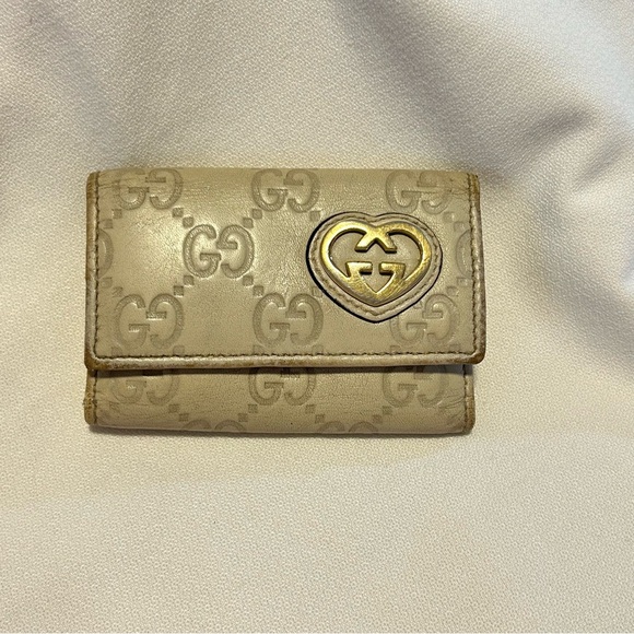 Gucci Guccissima embossed Leather Heart Cream 6 Key Ring‎ Keychain Holder - Picture 1 of 11